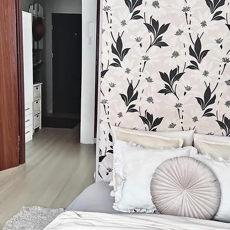 W Centrum Leby Zofia * ウェバ